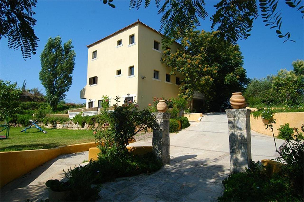 Karavados Beach Hotel Exterior foto