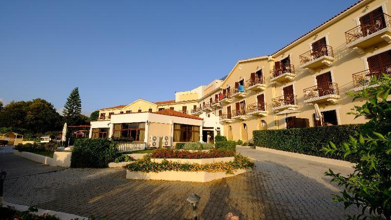 Karavados Beach Hotel Exterior foto